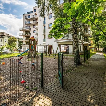 Apartament Mariner By Noclegi Renters Колобжег Екстер'єр фото