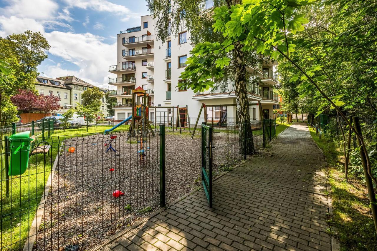Apartament Mariner By Noclegi Renters Колобжег Екстер'єр фото