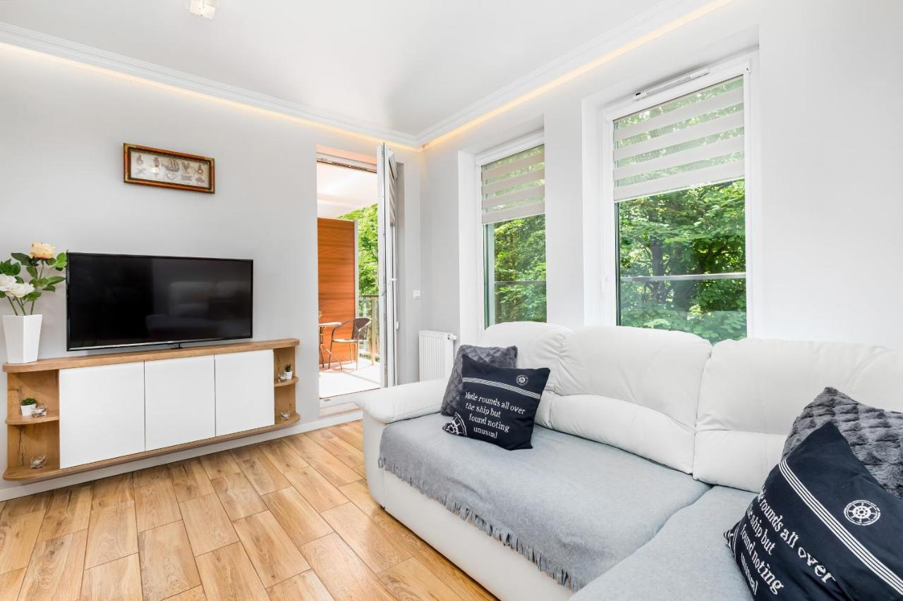 Apartament Mariner By Noclegi Renters Колобжег Екстер'єр фото